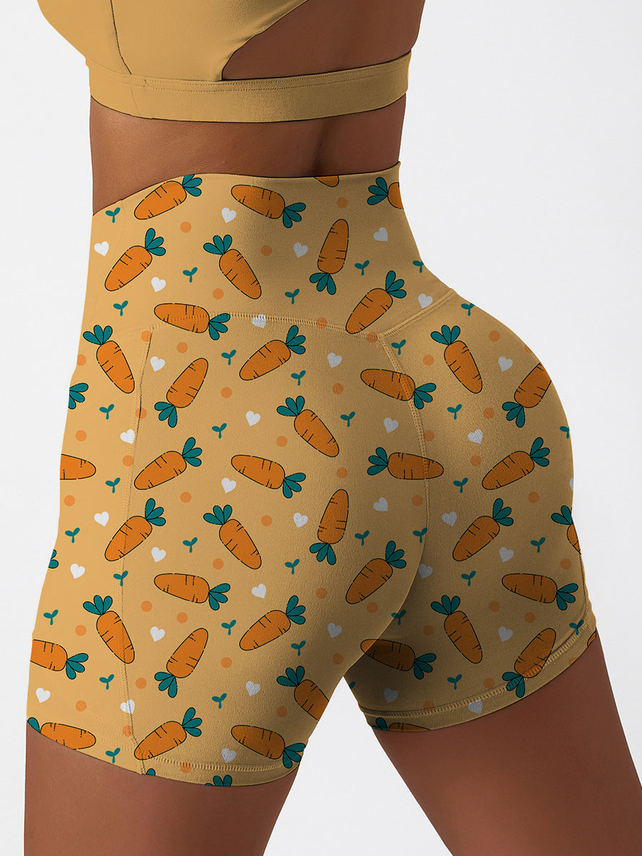 Cartoon carrot little heart pattern pastel yellow shorts