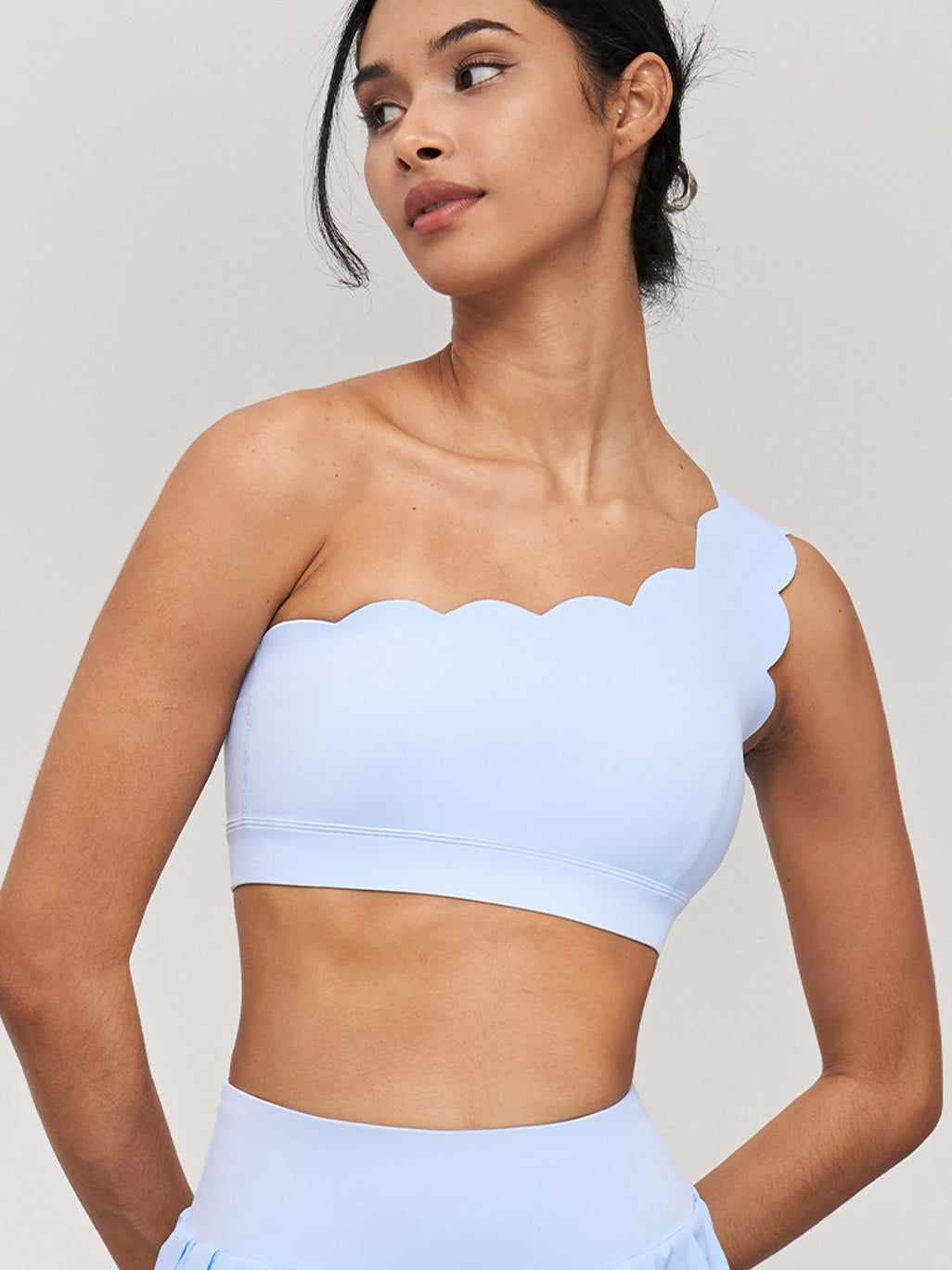 Basic single strap detachable cup lace sports tank tops
