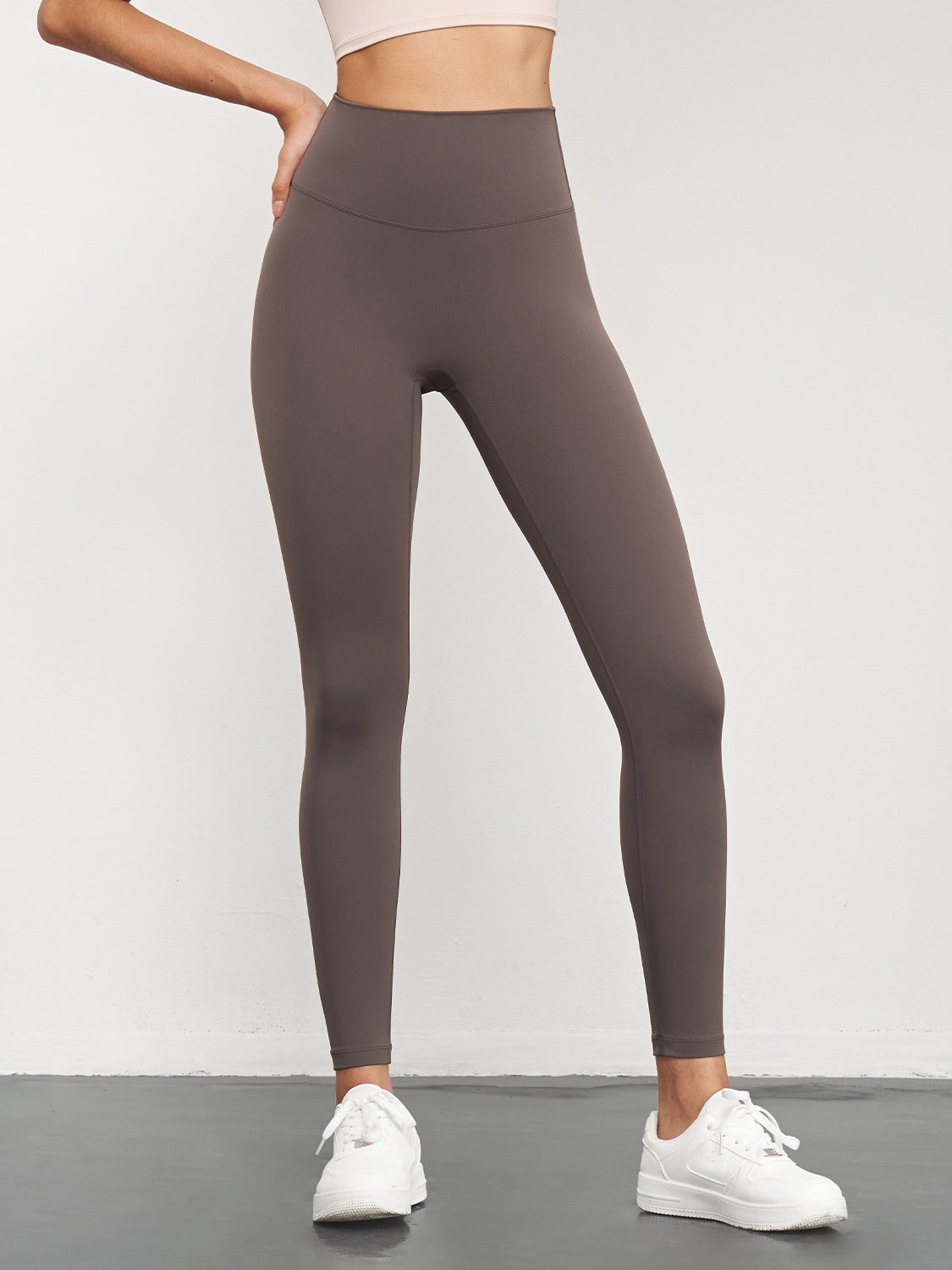 Basic no awkward line black yoga leggings