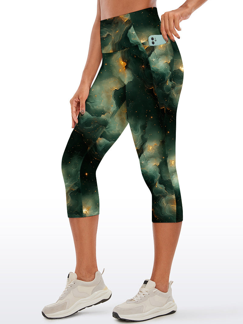 Abstract dark green fluid gilded capris