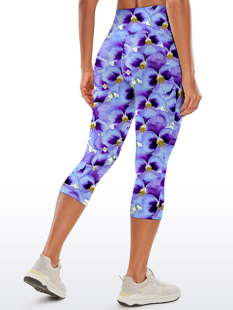 Flowers pansies seamless pattern capris