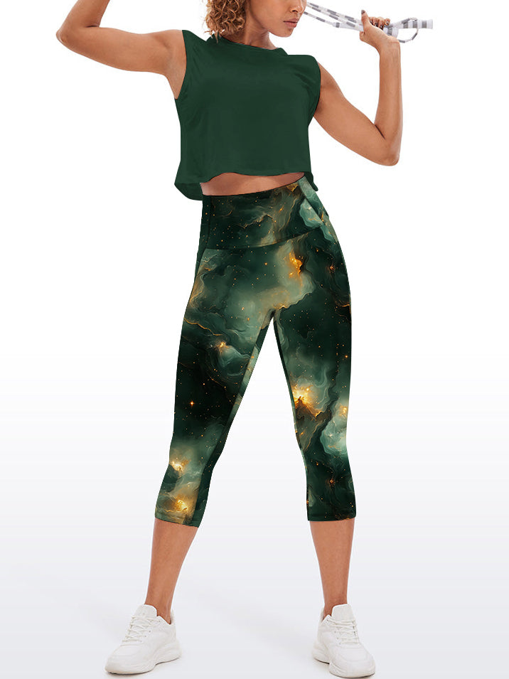 Abstract dark green fluid gilded capris