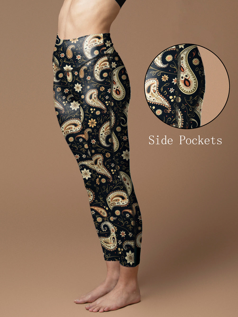 Vintage paisley floral seamless black leggings