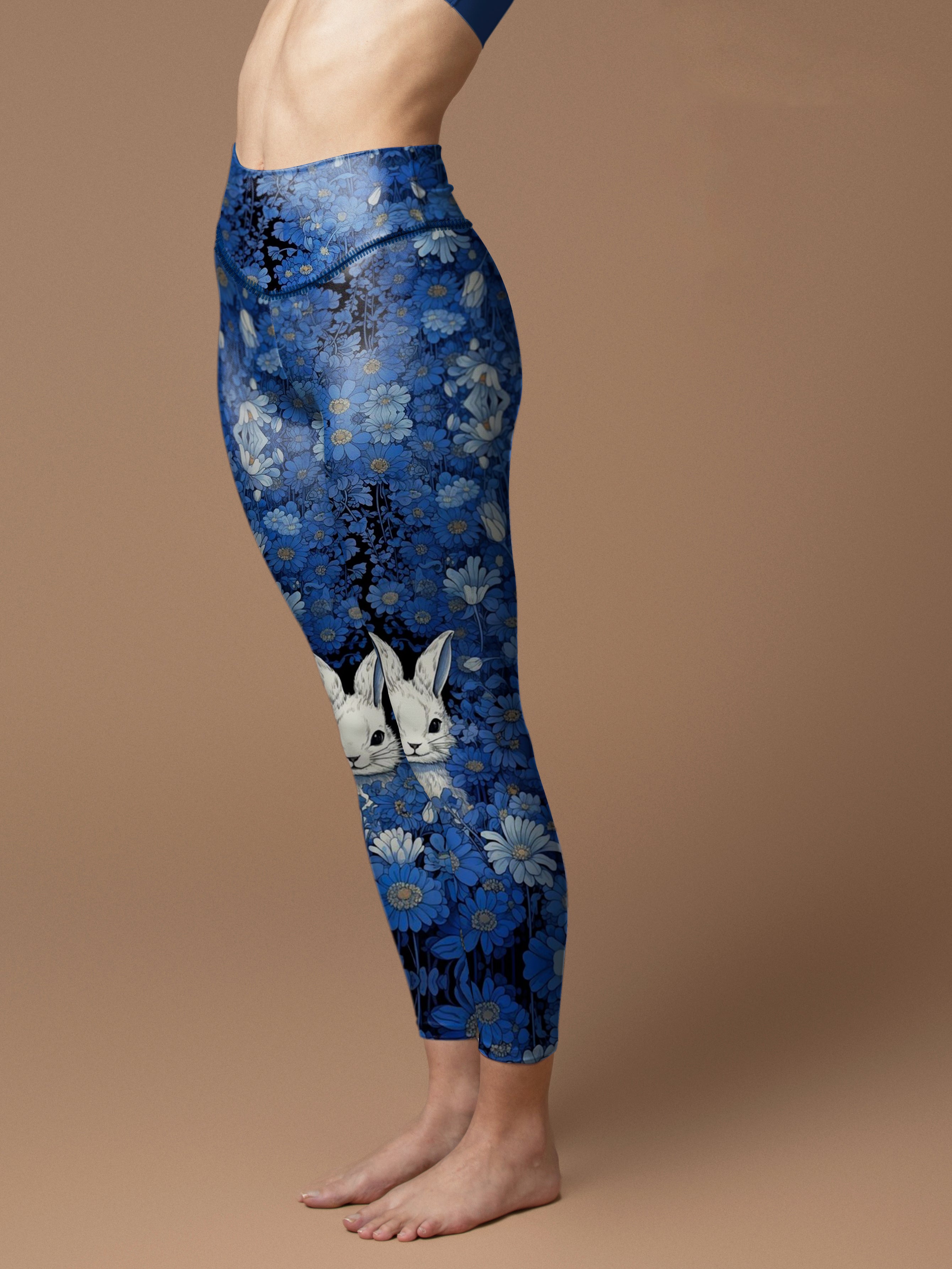 Animal rabbit in field of flowers leggings