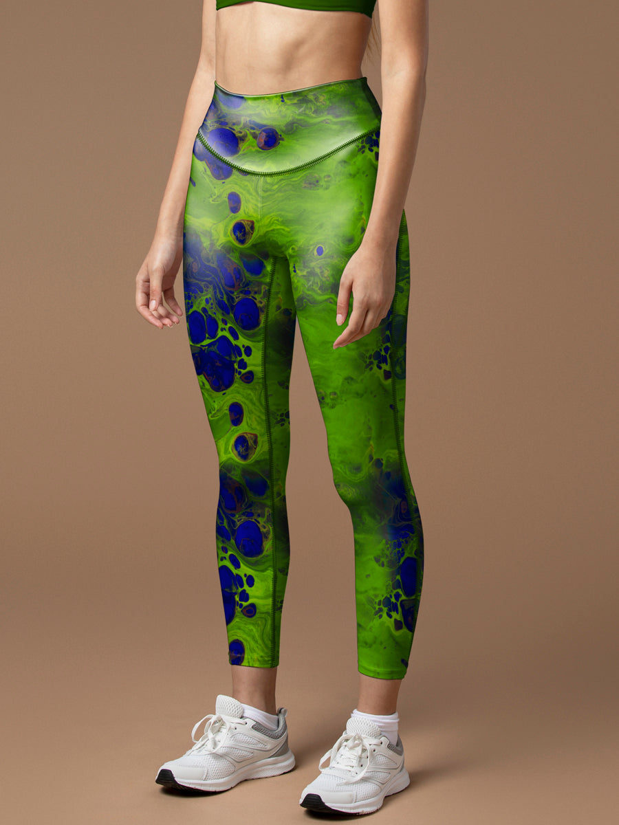 Abstract psychedelic green fluid water ripple leggings