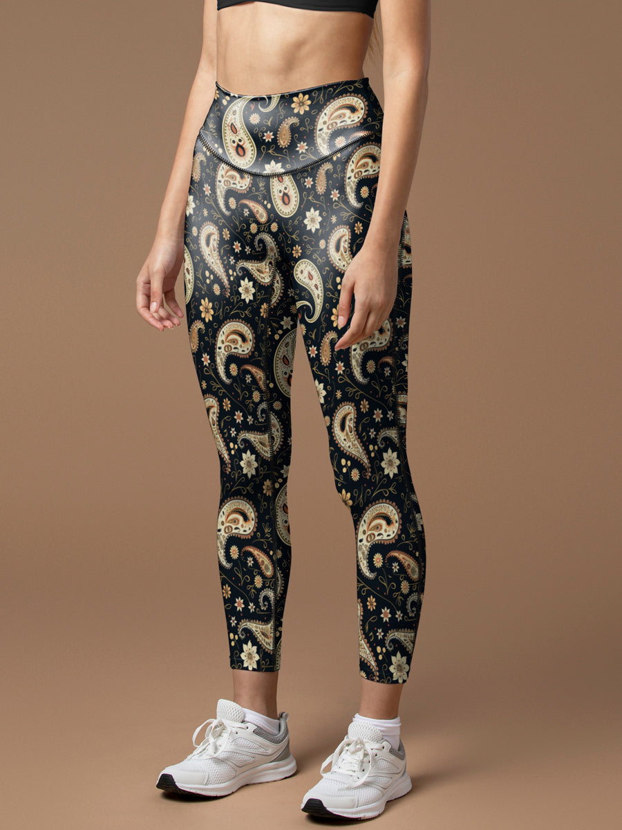 Vintage paisley floral seamless black leggings