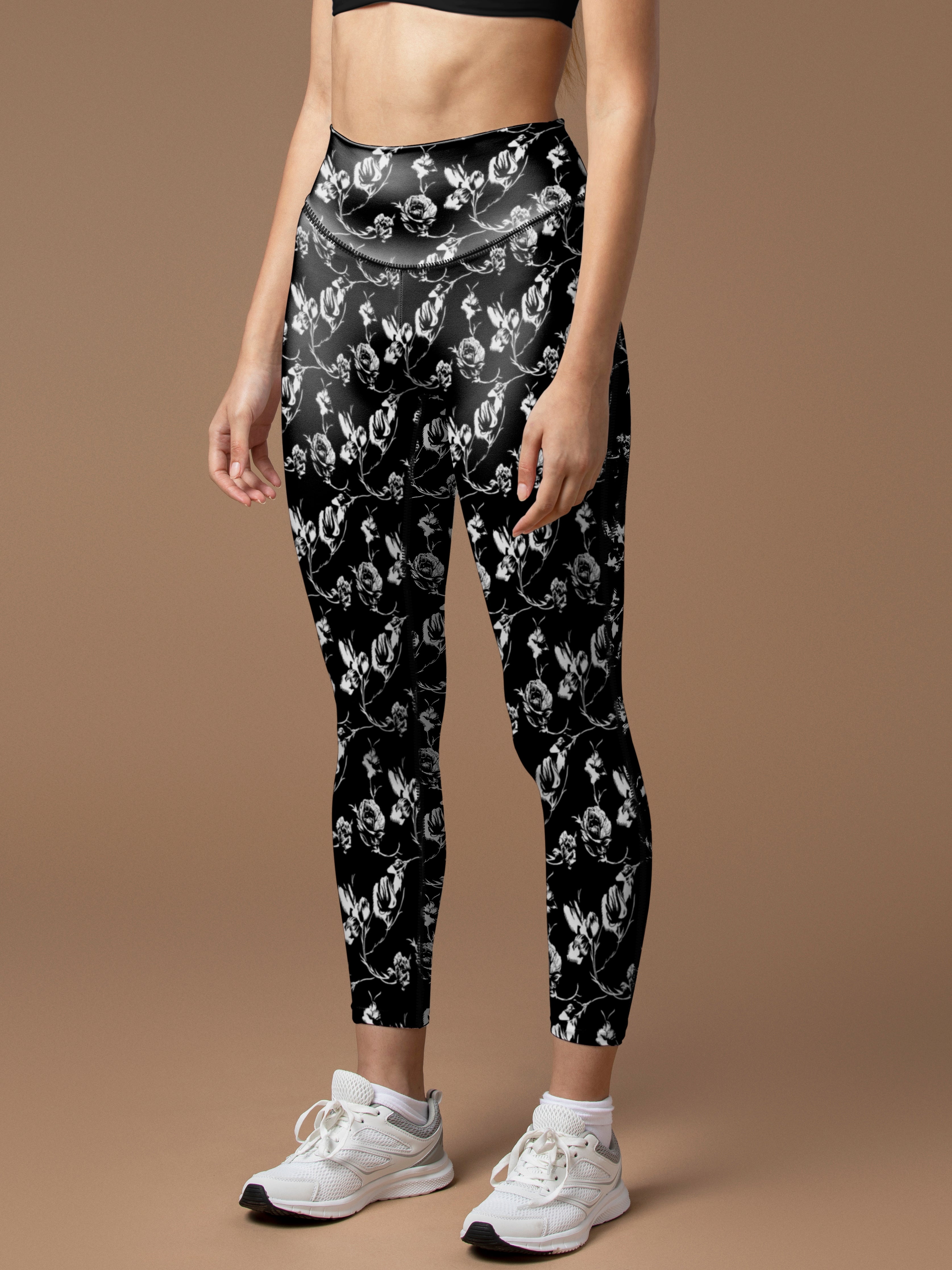 Engraving hand drawn pressed flowers black leggings