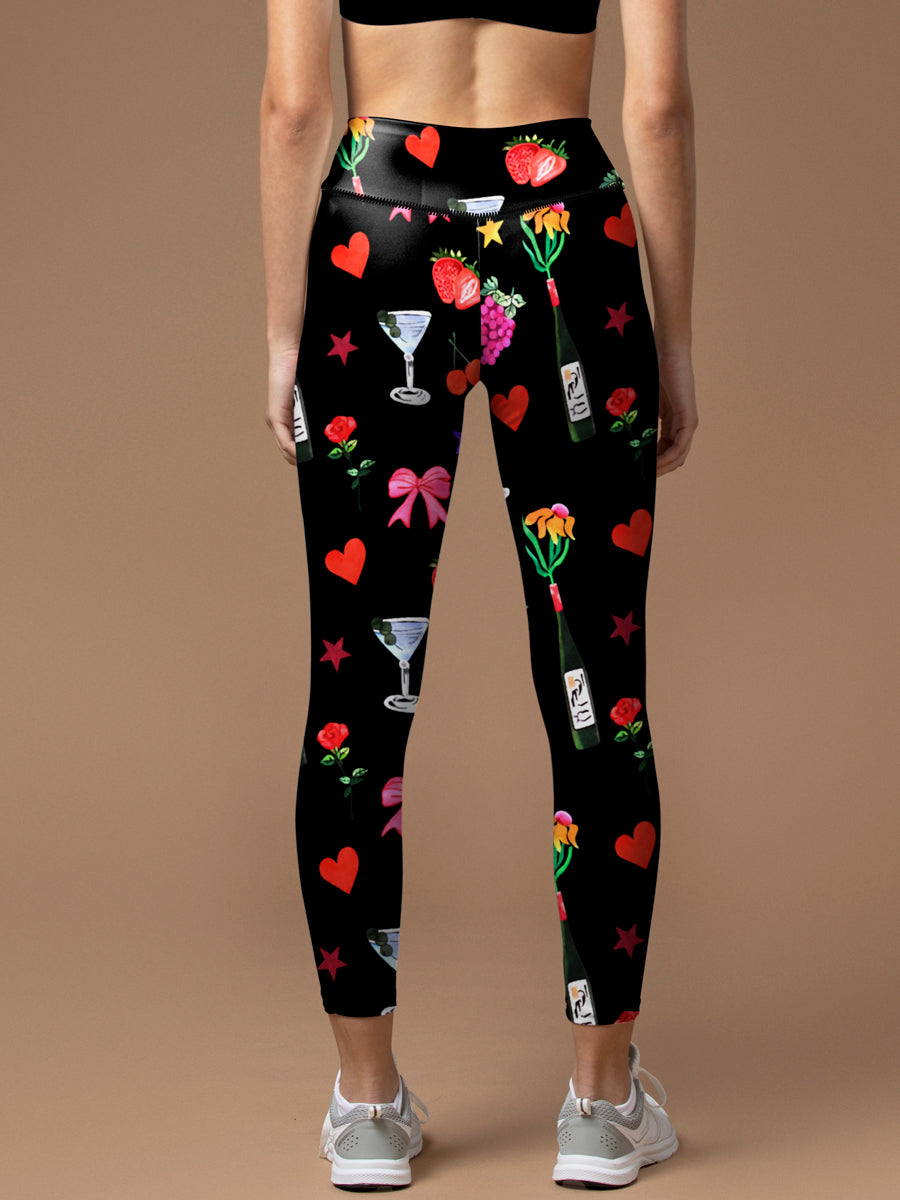 Cartoon hand drawn wine glass heart shape leggings